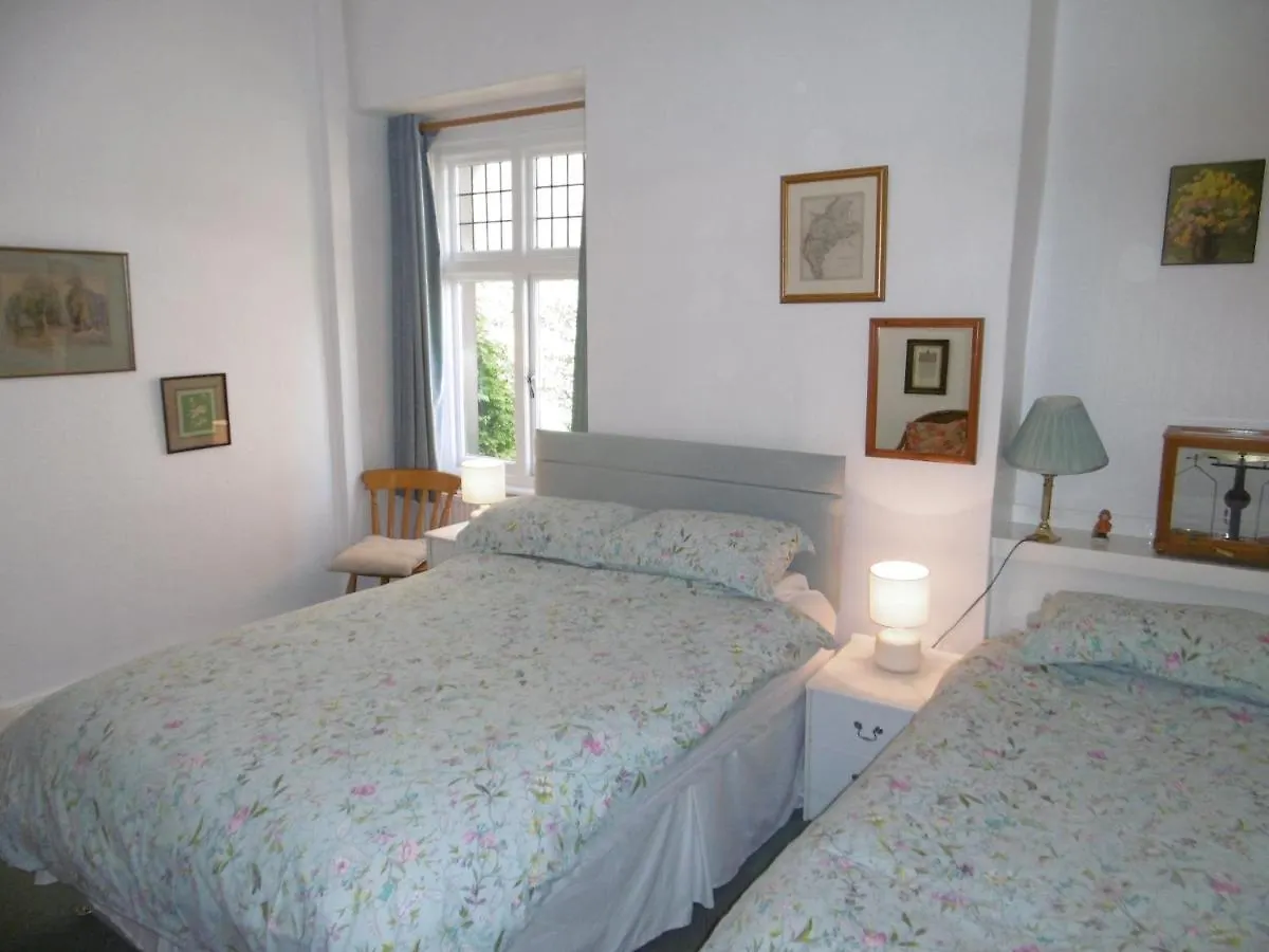 מלון יורק Adams House